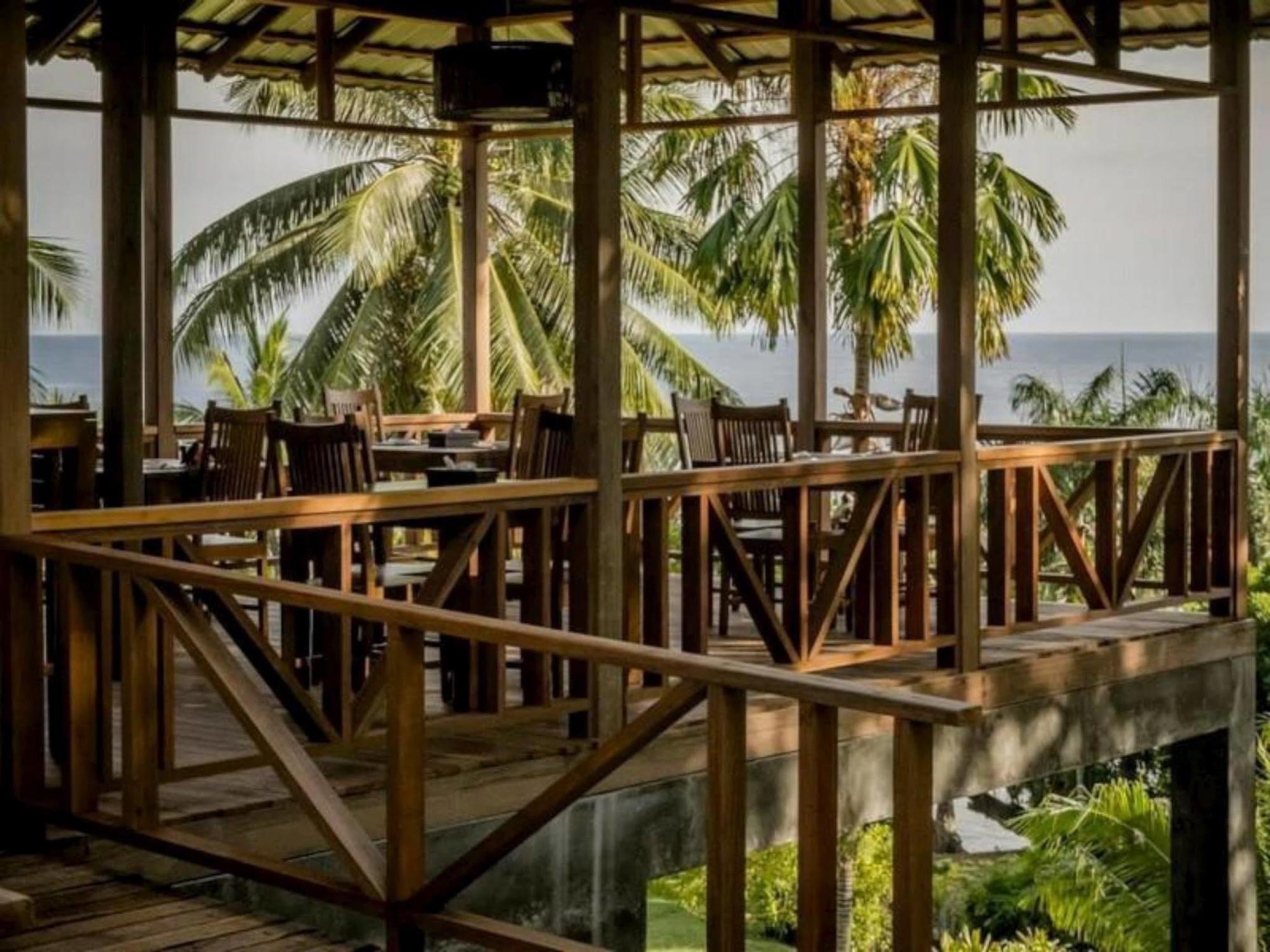 Tanahwangko Janji Laut Resort מראה חיצוני תמונה